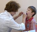 Рандомизированная двойная слепая плацебо-контролируемая модель, демонстрирующая местный эффект бензидамина у детей с тонзиллофарингитом